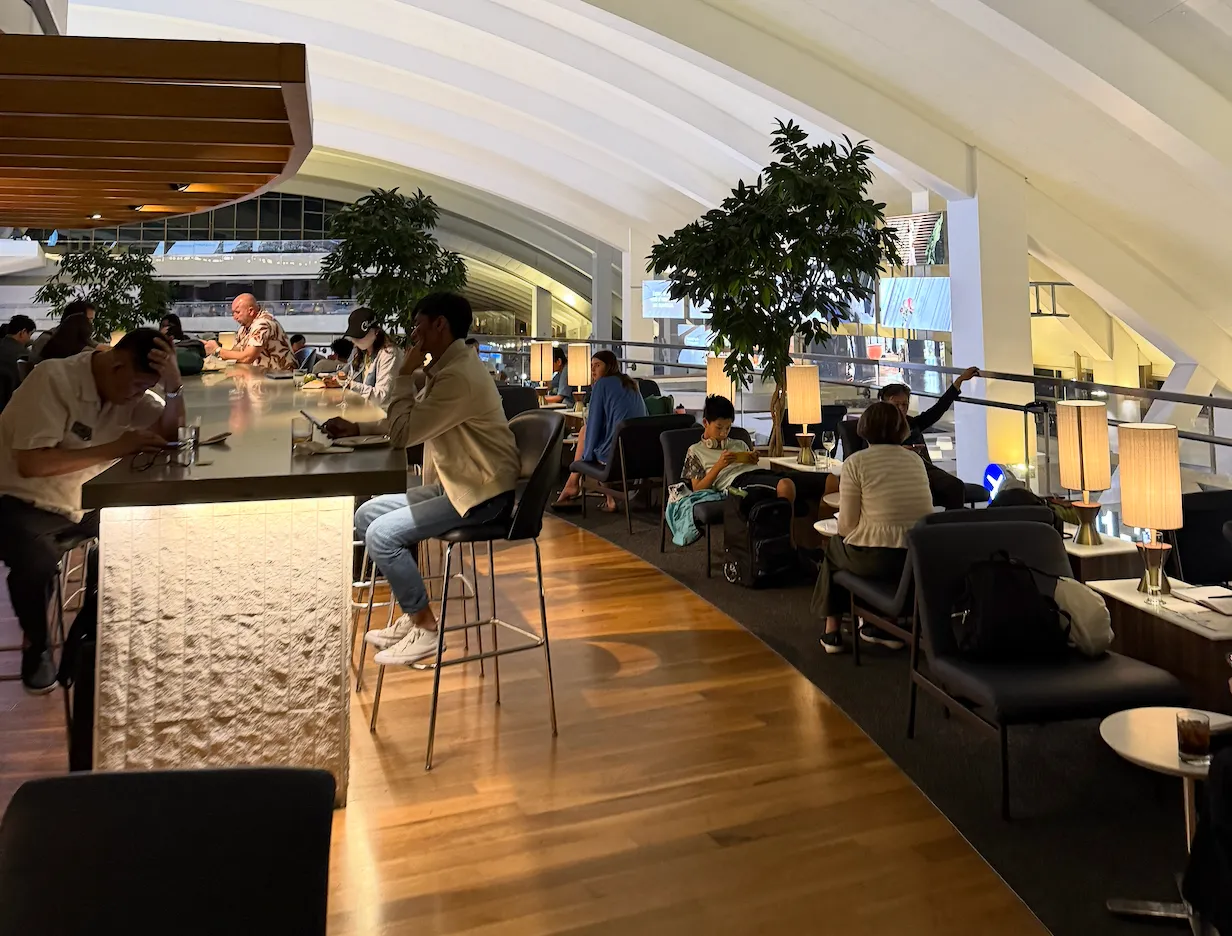 LAX Star Alliance Lounge Indoor Balcony